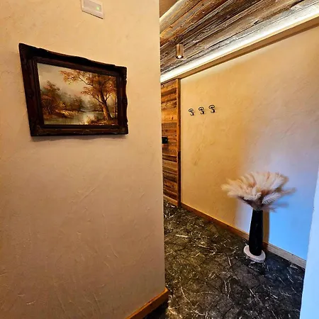 Du Centre אאוסטה